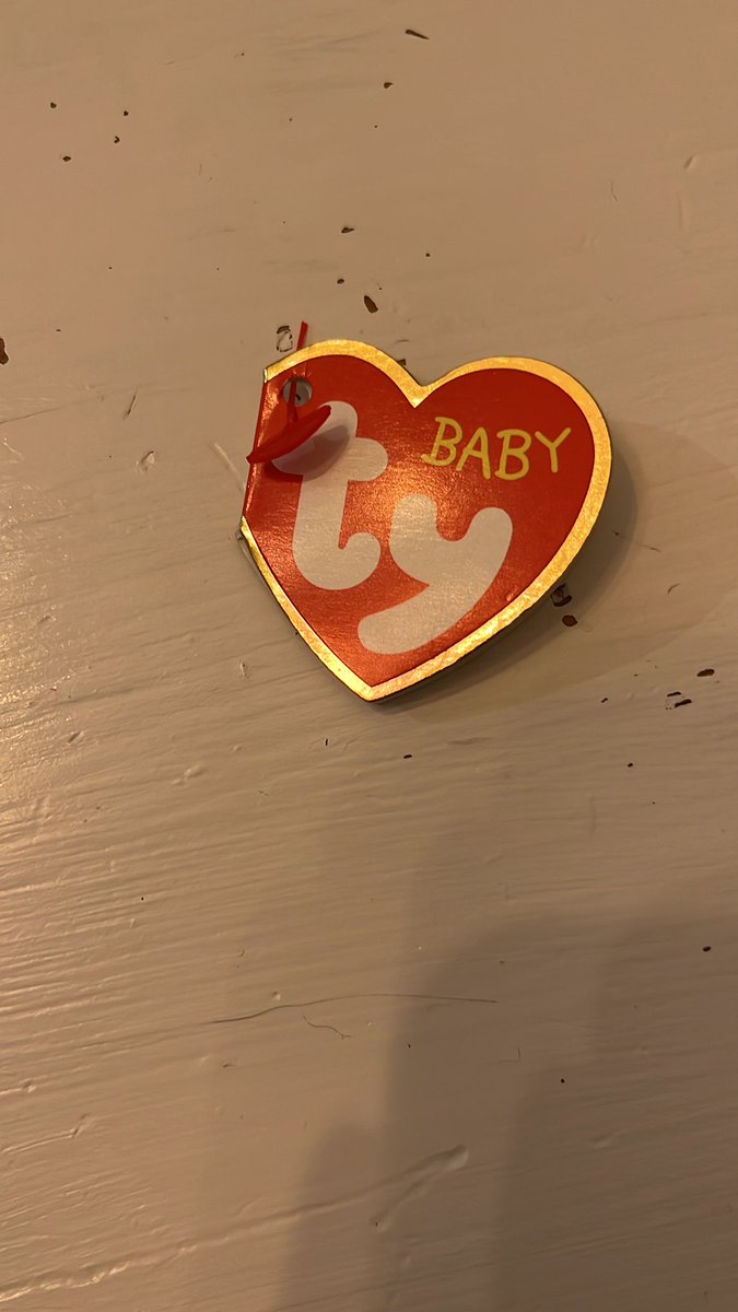 KeArseneault's tweet photo. Today I listened to the @yourewrongabout about Beanie Babies on the walk to pick up my kids at daycare, son walked out of his classroom with a holiday gift. You guessed it, it was a beanie baby. #Ty https://t.co/mdwXour4Mj
