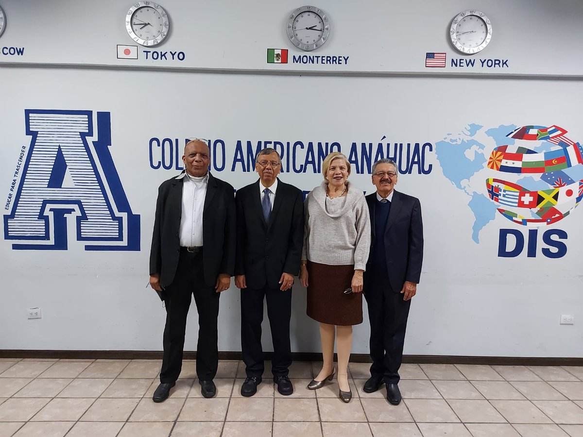 uemilianozapata's tweet photo. 🙌🎓 Una calurosa felicitación al Mtro. Santos Vázquez Ramírez Docente UNEZ, por haber obtenido su Doctorado en Innovación Educativa y Gestión. ¡Enhorabuena Dr., todo el éxito y muchas gracias por ser parte de la gran comunidad #UNEZ! #OrgulloUNEZ https://t.co/ZVlLgQRFns