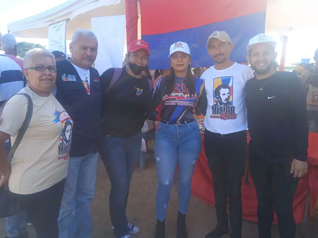 Misión Ribas Guárico.
Presente en la Mega Jornada del Sistema de Misiones y Grandes Misiones Socialistas en el Municipio Roscio, comunidad de Vista hermosa.
<a href="/NicolasMaduro/">Nicolás Maduro</a> <a href="/_LaAvanzadora/">Yelitze Santaella</a> <a href="/PoetaLaya/">Luis laya</a> <a href="/Tibisay96099043/">Tibisay</a> <a href="/aureolivoc3/">AureOlivoc3</a> <a href="/MigdaliaPsuv/">Migdalia Hurtado</a> @m_ribasnacional @SomosV_Guarico