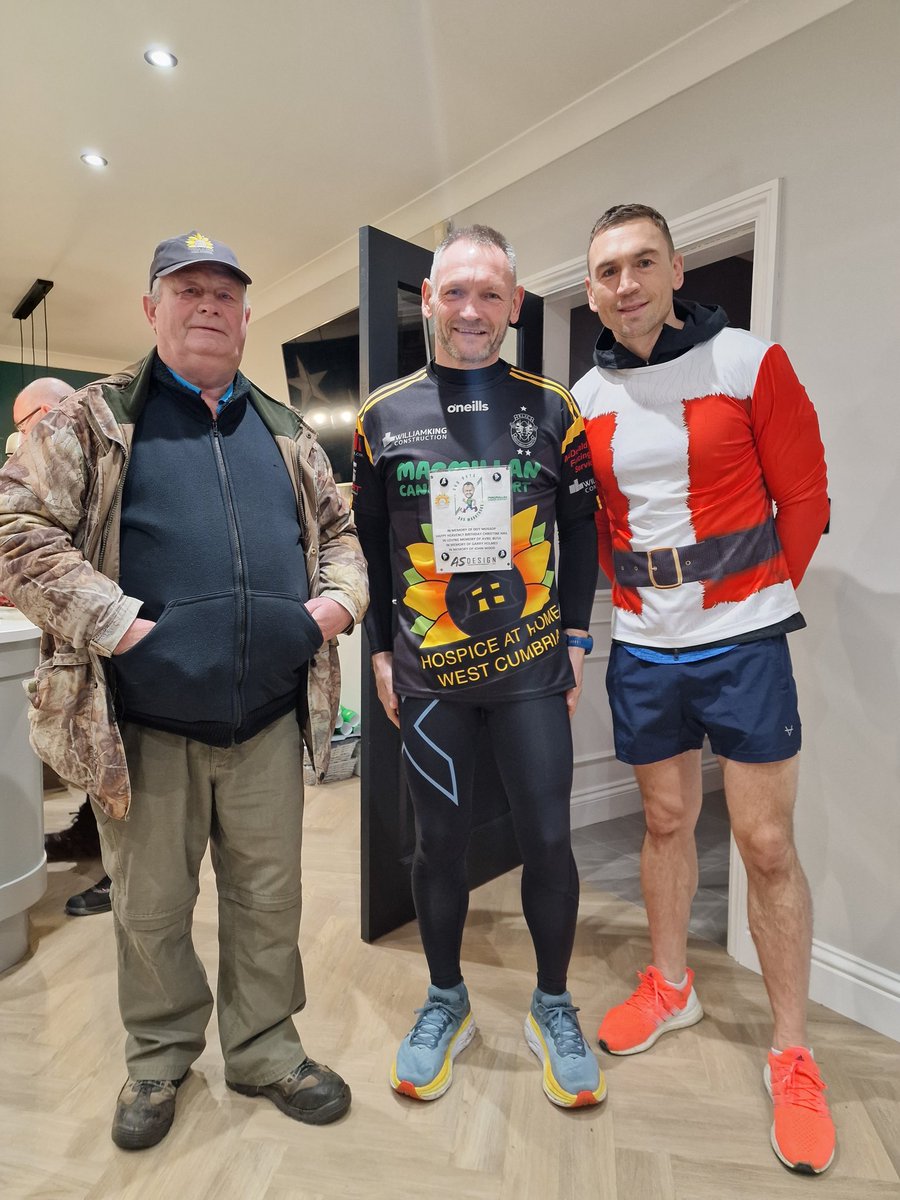 Marathon_Man365's tweet image. Leeds Rhinos Legend and The New England RU Defence Coach Kevin Sinfield joins Gary McKee!!

LETS GET GARY TO THE MILLION

justgiving.com/threesixfive