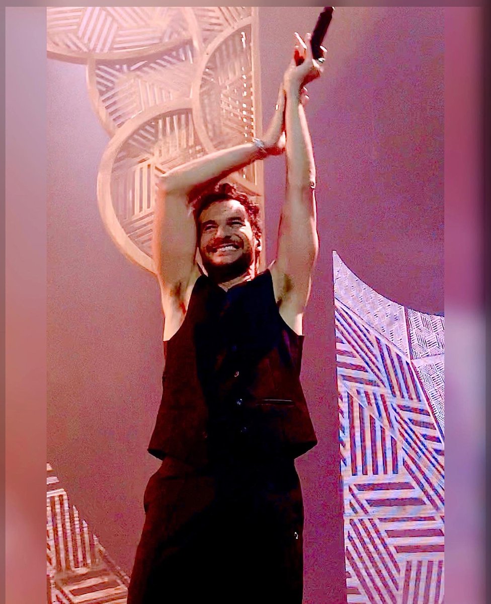 GazetteTeamAmir's tweet photo. Prêts à viser très haut et à toucher les étoiles pour le grand final de #retour2 ?!
Douai, envoie plein d’amour sur ces gars 🫶🏻 @Amir_Off
📍 @GayantExpo https://t.co/PndquR3gEz