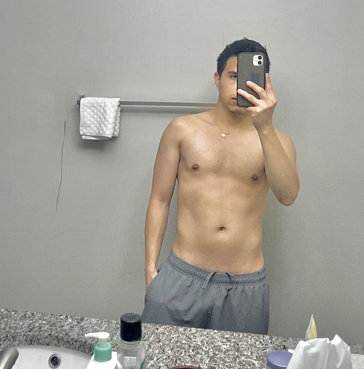 gabevaquedano's tweet photo. @onlyfansbump https://t.co/5o2jMJ0cay #twink #onlyfans #subscribe #contentformen #gay https://t.co/VyAldQOx7V