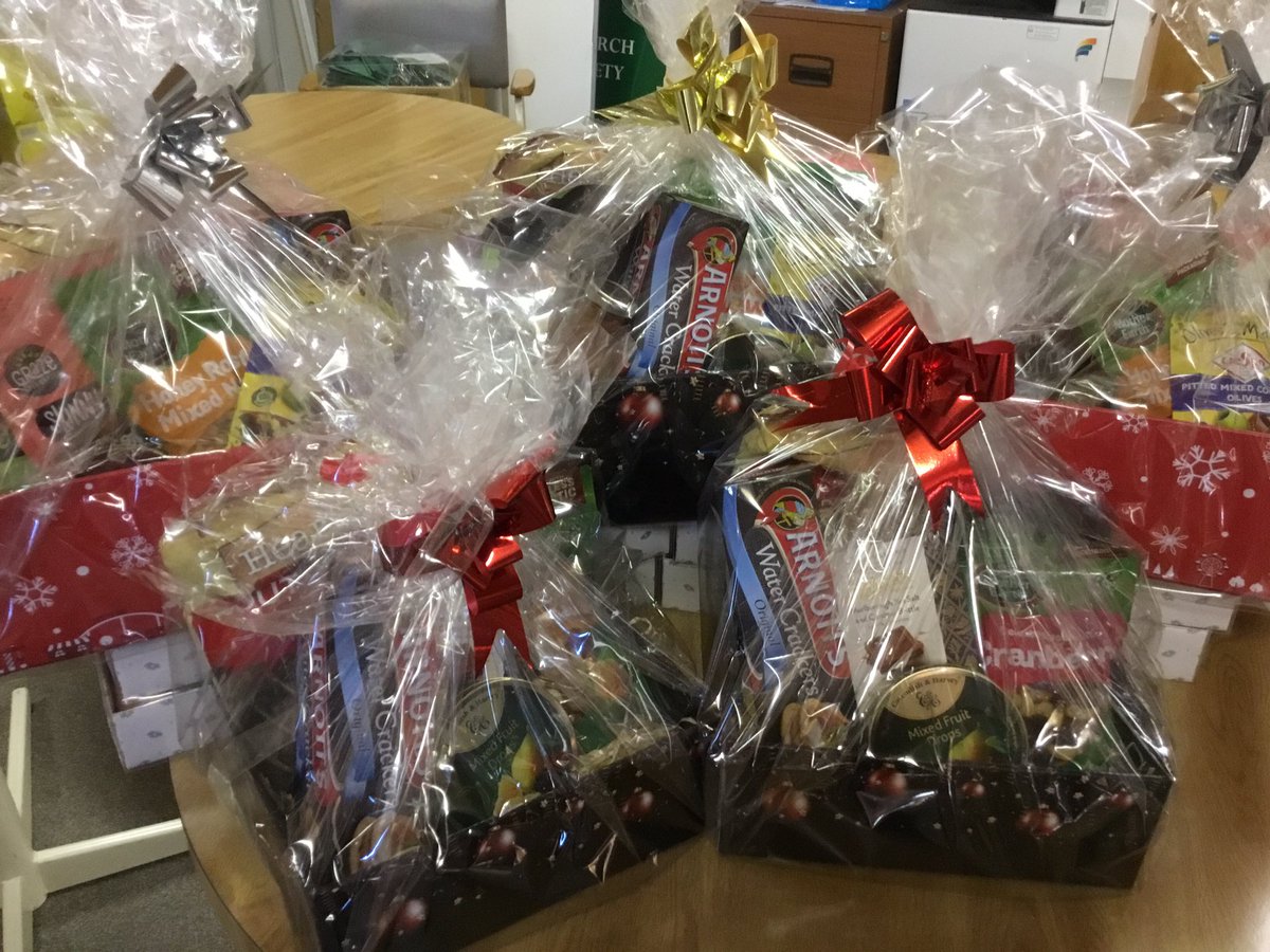 ChchIrish's tweet image. Thank you for all those who supported our Christmas raffle. The raffle was drawn last Saturday afternoon. The winners were 1st Delwyn H 2nd Sean Doyle 3rd Sean Doyle jnr 4th Colm H 5th Mick Y. Thanks again for your support