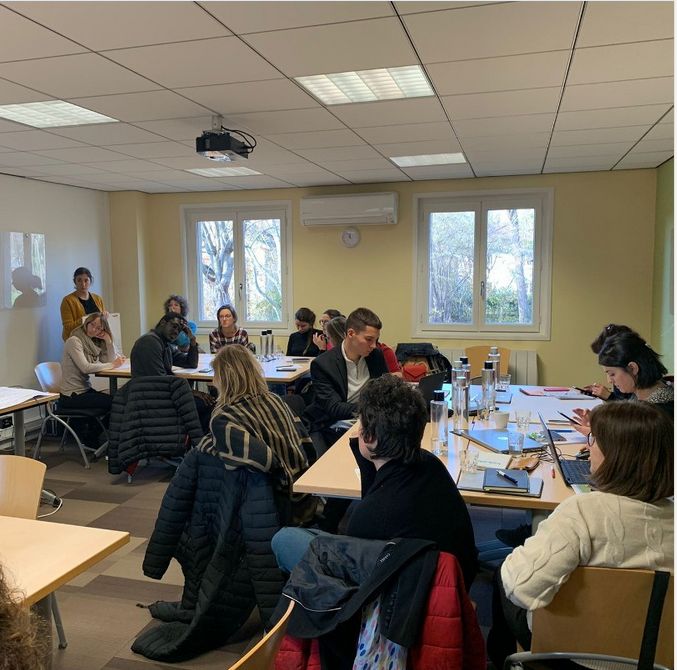 InvestinAURA's tweet photo. [Retour sur ...] 3è Rencontre de l’Attractivité des EPCI du Puy-de-Dôme et de l’Ouest Haute-Loire🧲
Nous avons parler des enjeux du marketing territorial à travers nos pratiques, nos expériences &amp; nos projets respectifs
🙏 Un grand merci à tous les participants https://t.co/hHSeuJ3j8h