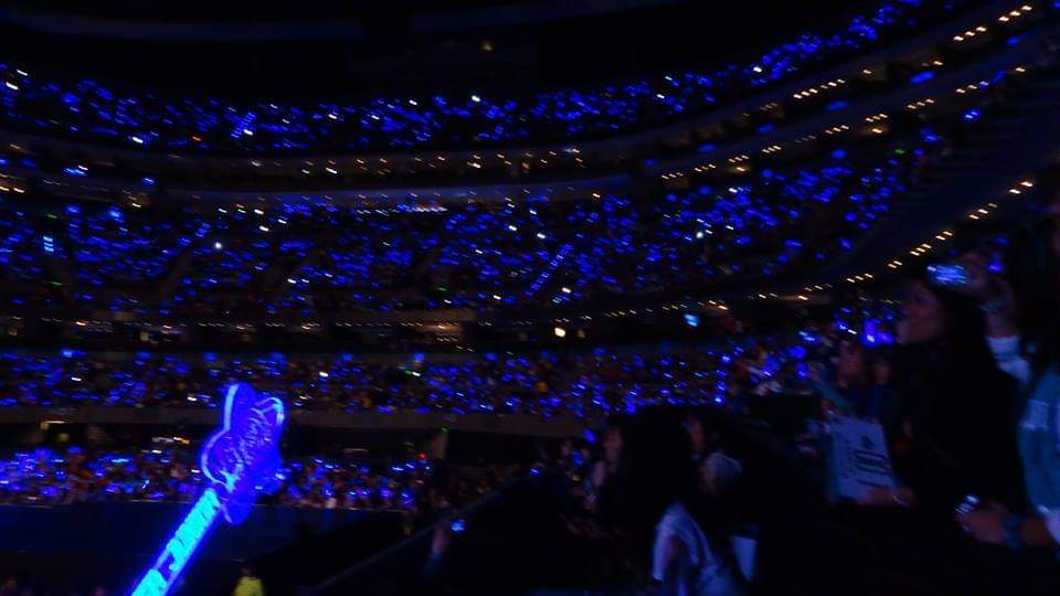 kpopenmexico's tweet image. 07.noviembre.2013

La primera vez que la @ArenaCdMexico se pintaba de azul zafiro perlado 💙💙

#RicardoSalinas traiga a #SUJUenlaArenaCDMX y vendan los boletos por #SuperBoletos
@RicardoBSalinas
@SJofficial 
@Musicvibe_mx