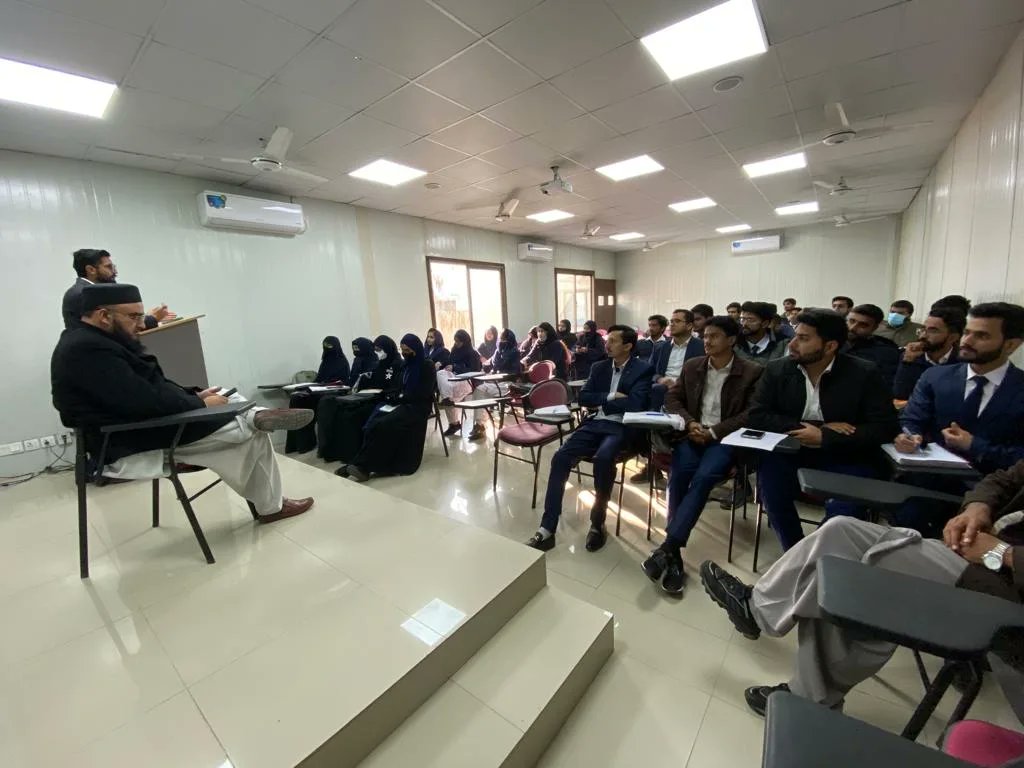 RSE__Official's tweet photo. Quran circle held by RSE AL mizan campus.

#RSE
#RSE4Students 
#QuranCircle https://t.co/0eEUuaeoeg