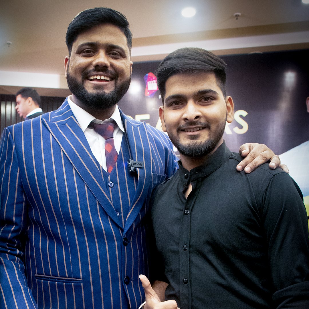 BytesTherapy's tweet photo. It was indeed my fortune that I met with stupendous personalities Mr Amresh Bharti Sir founders of @mahatmajitech &amp; We Make Creators with 8Million+ subscribers on #Youtube. I like their mission they are making Creator by taking the advantage of modern pedagogical.

#bytestherapy https://t.co/gpGBQEceiz