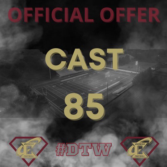 Bryson56864009's tweet photo. I would like to announce that I’m officially committing to eureka college I would like to thank my family and all my coaches for helping me get to this point in my life special thanks to @CoachDB309 for getting me where I’m at td #GoRedDevils#DRAGTHEWAGON💪🏈 https://t.co/fh3Rr4tdpi