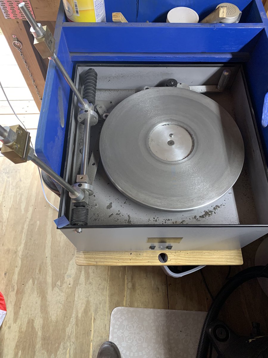 DiamondKcs's tweet image. A heartfelt Merry Christmas to you all, Family, Friends, and the customers whom have made our sharpening family grow 4 times what we were this time last year. True Family values have made us what we are today. May God save us all.