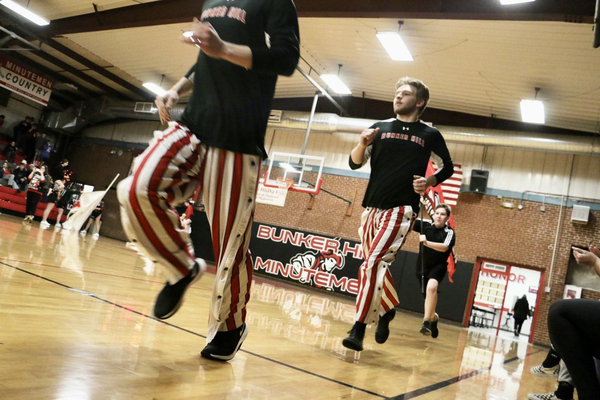 AndyManar's tweet image. Great game tonight between Bunker Hill Minutemen and Calhoun Warriors. #BHill wins 63-58.
