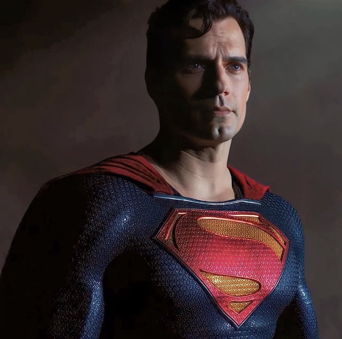 Teej on X: The Man of Steel suit simply hits different  #RestoreTheSnyderVerse  / X