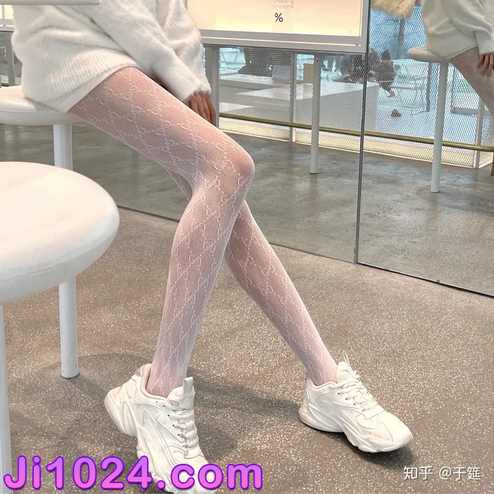 Ji1024com's tweet photo. 极图网·Ji站【极度诱惑】023期：https://t.co/9dT4zr4wPP
#美图 #美女图片 #纯欲风 #性感 #美乳 #长腿 #身材 #瑜伽裤 #OL #街拍 #美腿 #���拍 #高跟鞋 #高跟控 #细高跟 #尖头细高跟  #白领 #heels #包臀裙 https://t.co/KRfXfMtrvR