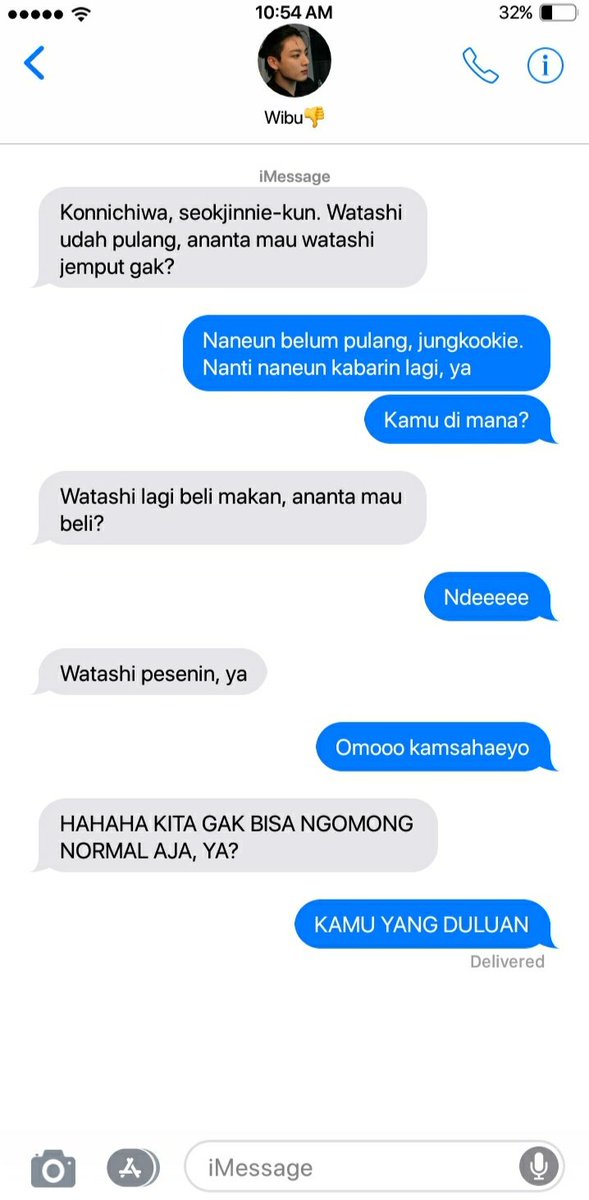 clynoph's tweet photo. Taejin x Kookjin au.

Ini cuman kisah twins yang kehidupan romantisnya beda 180°
Si kakak yang udah nikah sama wibu kesayangannya (meski berantem 25/7). Dan si adik yang masih kejebak sama hubungan friendzone sama temen masa kecilnya! https://t.co/9y8S4JUQI6
