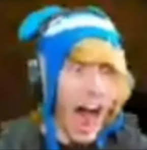 ryanfloppa's tweet photo. @RoBloxyNews_ My reaction to that information https://t.co/Hf5UcvS0dx