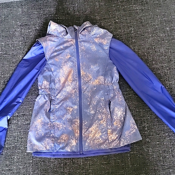 secondcycle's tweet image. So good I had to share! Check out all the items I'm loving on @Poshmarkapp from @AlikiT14 #poshmark #fashion #style #shopmycloset #michaelkors #ivivva #robertgraham: posh.mk/lOa8kjg5Tvb