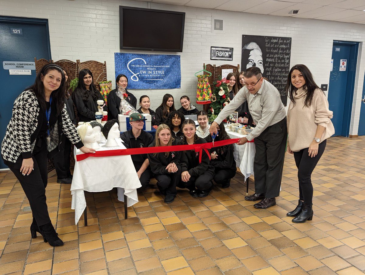 aparadiso_'s tweet photo. The SS&amp;H Dept. presents “Sew In Style” Pop-up Shop for Charity. A big thank you goes out to all the #HNC3C students and #Giveback Club members who contributed to this project. All sales support the Sharelife Foundation @FrBressaniCHS @FBR_SOSC @DomenicScuglia 👏 https://t.co/4uDgVDZMUj