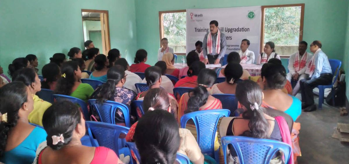 rgvnho's tweet photo. Training for Skill Upgradation of Weavers - Inauguration of Loom Donation Programme - Moi Pragati - A CRISIL Programme
#RGVN #rgvn_ho #ngo #socialwork #CRISIL #moipragati #meinpragati #skilldevelopment #skillupgrade #handloom #weaving #weavers #govtofassam #govtofindia https://t.co/u4BINFUOIq