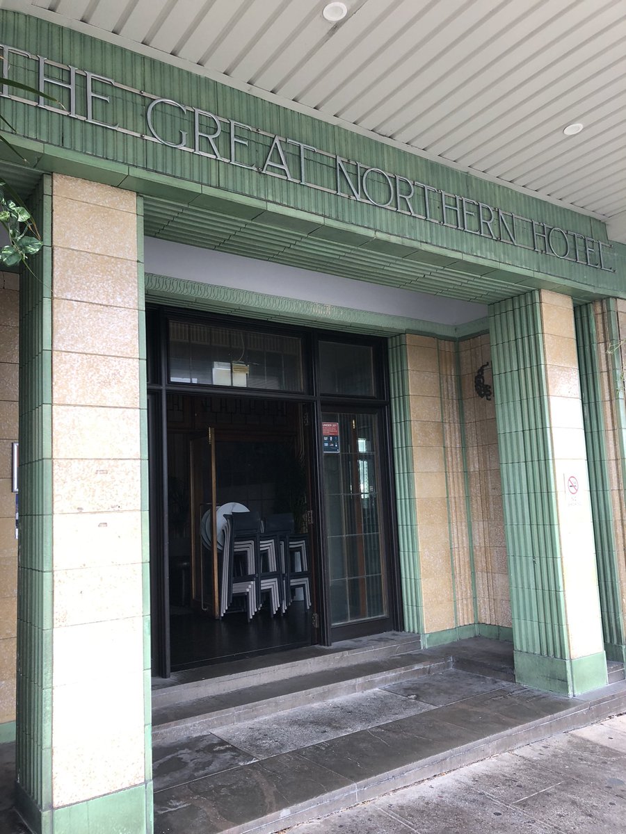 newietraveller's tweet photo. Australia has some beautiful old buildings that are pubs, none more so than @CityNewcastle ‘The Great Northern Hotel’ highlighting the lovely art-deco style architecture #aussiepubs #architecture #design #artdeco https://t.co/51SDULToU1