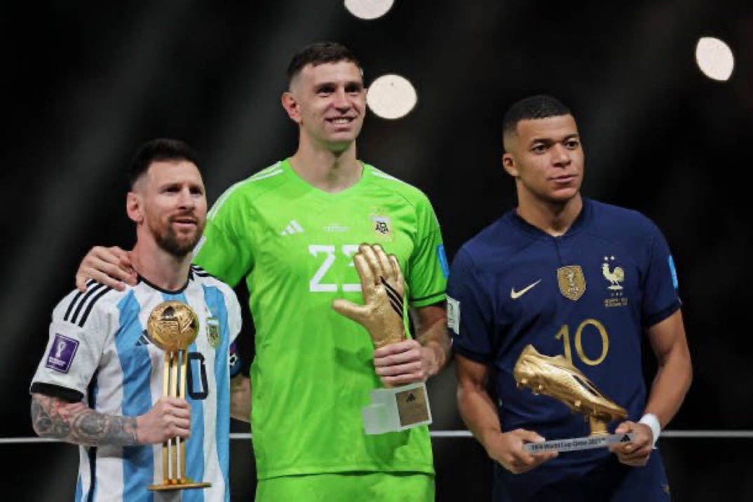 the_MESSI_10's tweet photo. The 2022 FIFA World Cup generated $7.5 Billion in revenue💰🤯#FIFAWorldCup https://t.co/9Wak64X1Mc