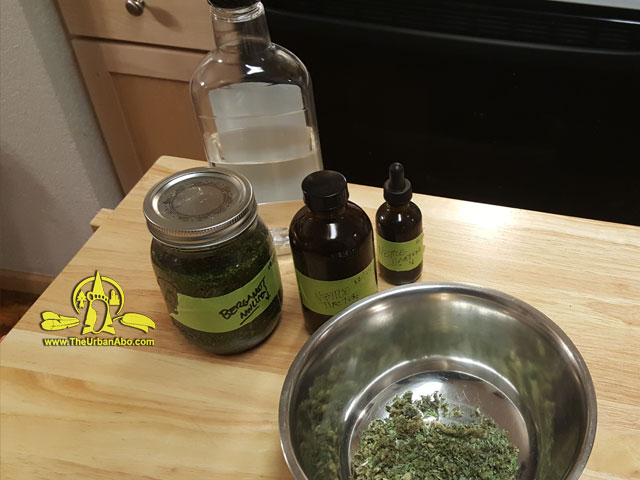 TheUrbanAbo's tweet photo. [FREE TUTORIAL] How to: Make Herbal Tinctures >> https://t.co/PknvODVaq9 #survival #survivor #primitiveTechnology #bushcraft #prepper #SHTF #wildcrafting #homremedy #tincture #herbs #herbalism #herbalist #homeopathi #firstaid #stingingnettles #prepper #SHTF #survivor @TheUrbanAbo https://t.co/0BYOEmsttG