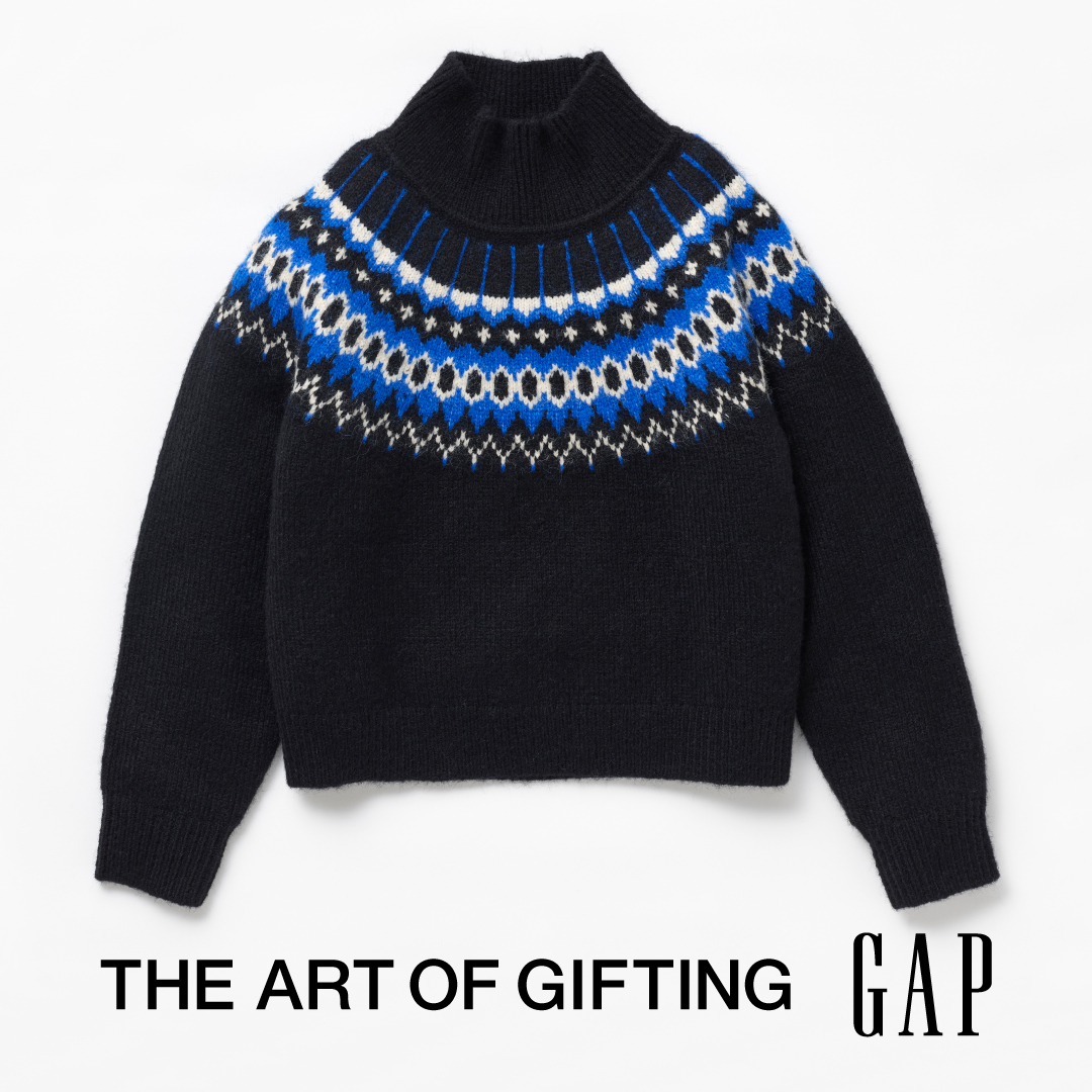Gap_JP's tweet photo. 一気にホリデーシーズンの気分になれるフェアアイルセーター。袖を通すだけで温かい気持ちになる冬の定番アイテムはギフトにもピッタリ🎁もちろん、自分にも❤
#theartofgifting #gap #gift #holiday #christmas #ギフト #プレゼント #クリスマス

https://t.co/UJO0L8CScR https://t.co/nVCfd6lyYc