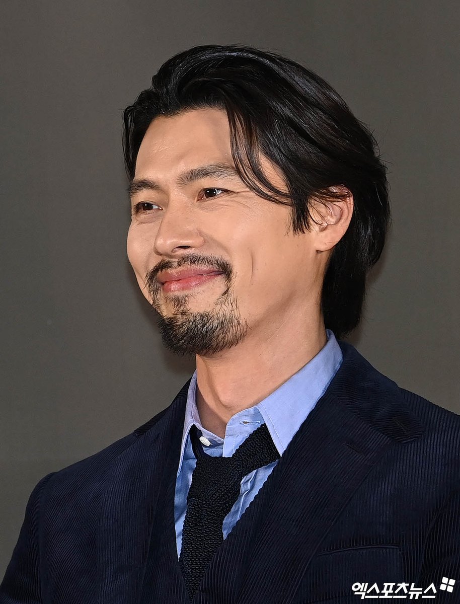 HYUN BIN tweet media