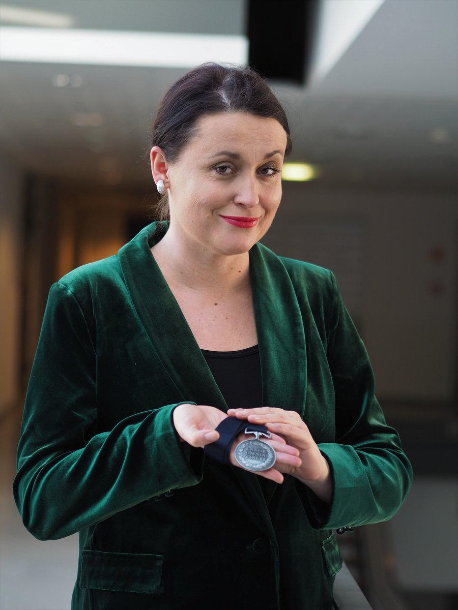 Chwalimy się!

Dr hab. Dominika Narożna, członek Zarządu Fundacji UAM otrzymała prestiżowy Medal Labor Omnia Vincit  za krzewienie idei pracy organicznej.

Serdecznie gratulujemy i życzymy dalszych sukcesów!