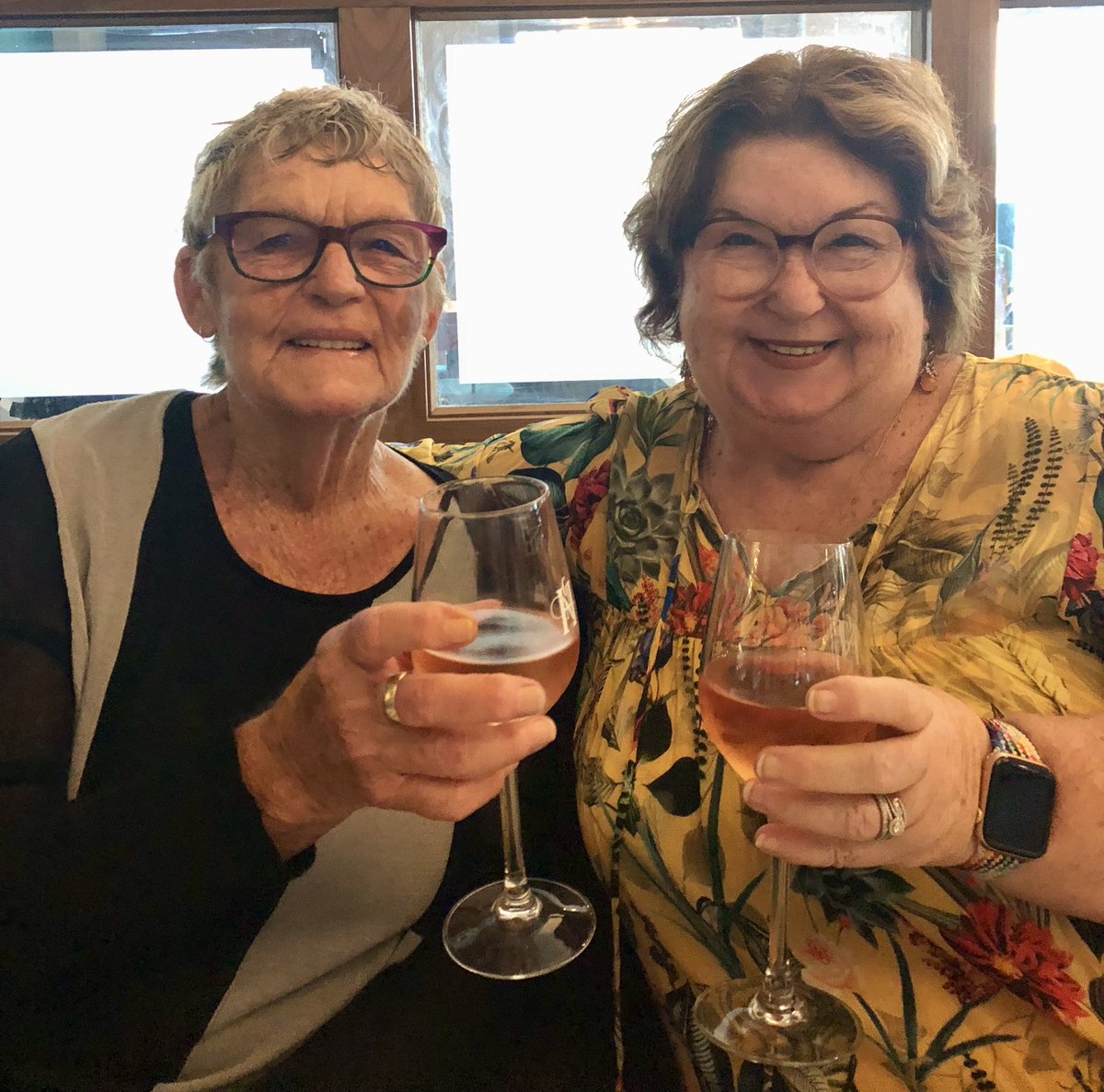newietraveller's tweet photo. The Great Northern in @CityNewcastle is an excellent place to enjoy a drink and a meal. @julesaj1 & I can highly recommend & a shout out to Newcastle’s Croatian Community the Staff member who served us is Aussie Hrvat who has moved here to Newy ping @denm84 @hecivan70 #aussiepubs https://t.co/PPPdtC0jff