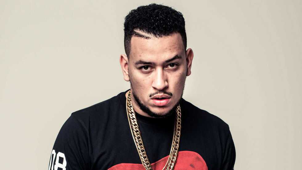 illythehost's tweet photo. What song made you a AKA fan? https://t.co/3BVMAiJ4z2