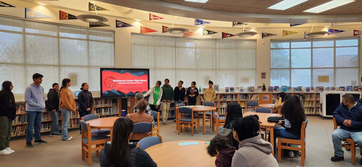 Our December #CoffeeWithThePrincipal with our fearless leader @katwilson80 gave parents an opportunity to participate in a showcase of our Courses of Interest & hear from #student presenters. #StonecreekStampede #Stampedefamily #Stampede #Community #ThisIsAVID #WeArePBV #AVID