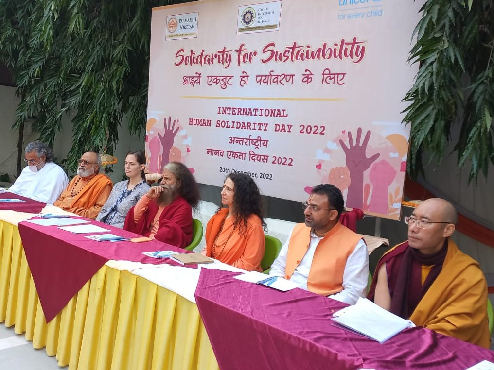 bhavnathakur25's tweet photo. Orientation of faith-leaders on the Mission LiFE @NITIAayog on World Solidarity Day 4 promoting behaviour change #parmarthniketan @wash_alliance Marjie Broekhuijsen, WASH specialist @UNICEFIndia @Shalinee12 @sidbshrestha https://t.co/kwRJXB5Uhd