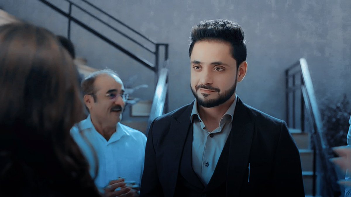 SkLoml's tweet photo. This scene 🫶
he made her a permanent employee of Earth con and gave her the authority to take decisions too💗 their smiles 🥹🤌

#KathaAnkahee #AditiDevSharma #AdnanKhan https://t.co/5B9fYkgZD7