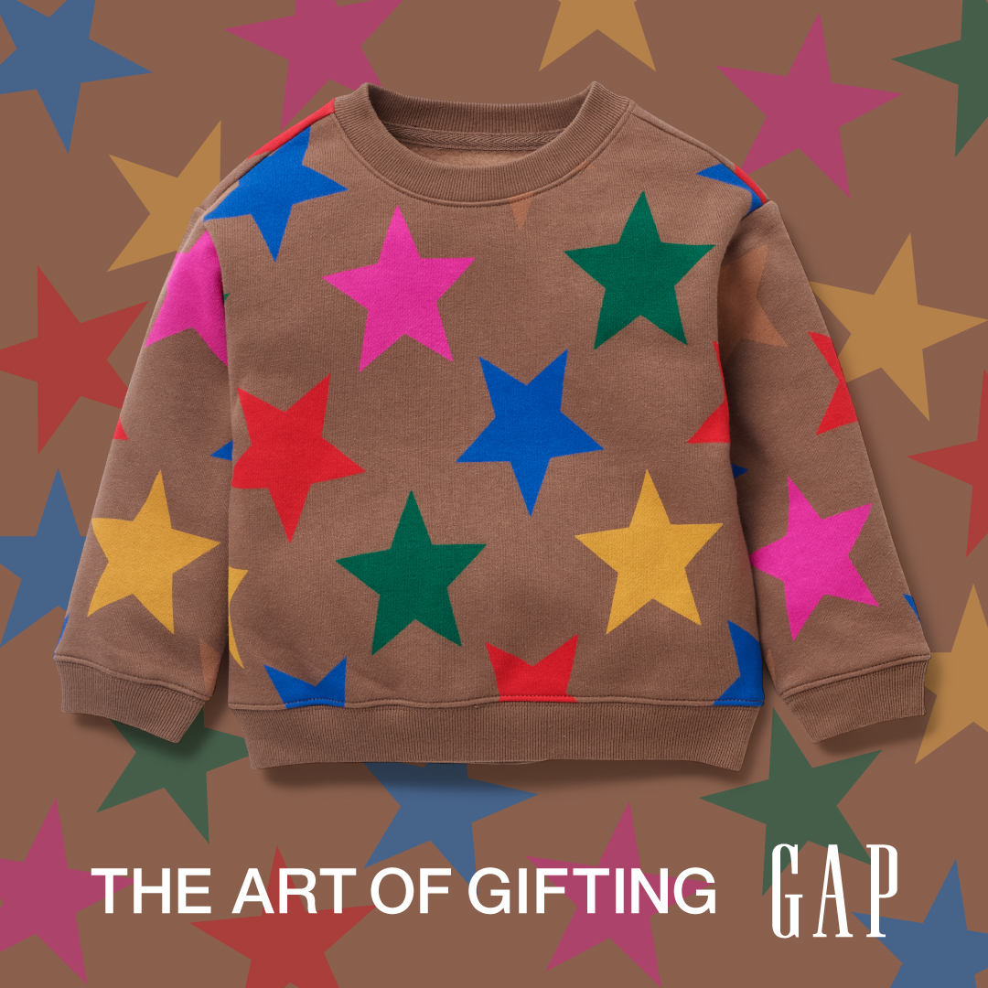 GapKids_JP's tweet photo. 見ているだけで楽しい気持ちになるポップなデザインの新作スウェットが大集合！お気に入りのアイテムがきっと見つかる★
#theartofgifting #gap #gift #holiday #christmas #ギフト #プレゼント #クリスマス

https://t.co/WY58Ut7WCO https://t.co/fnDGy6Ds51