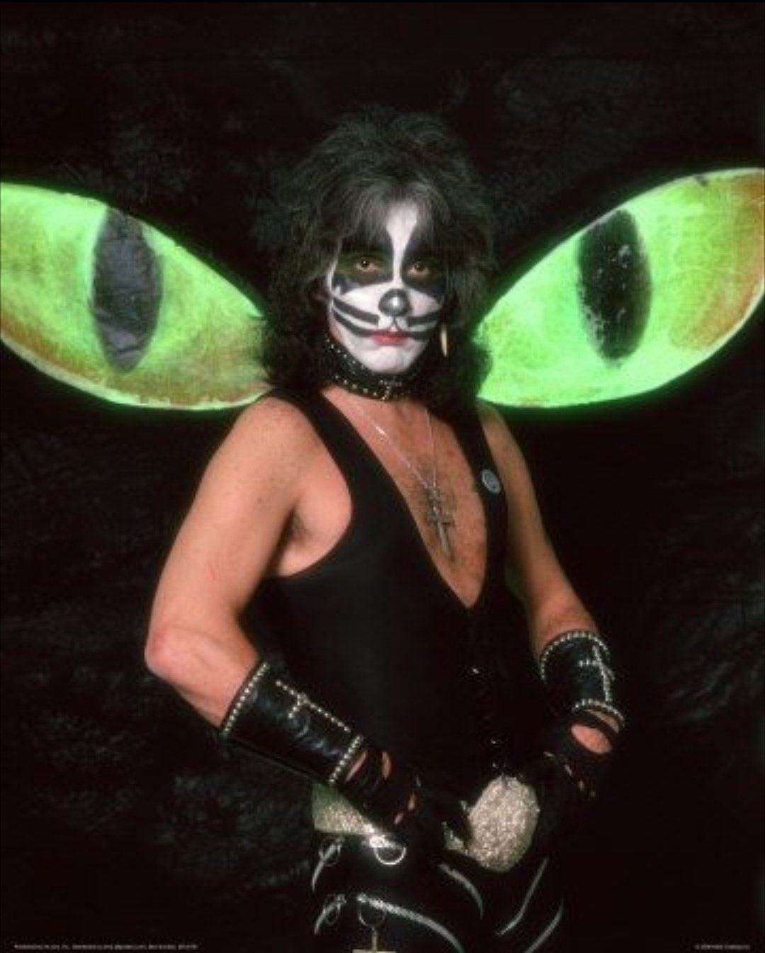 Happy birthday Peter Criss! 