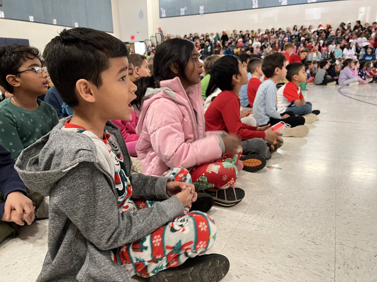 Winter holiday sing-a-long!
