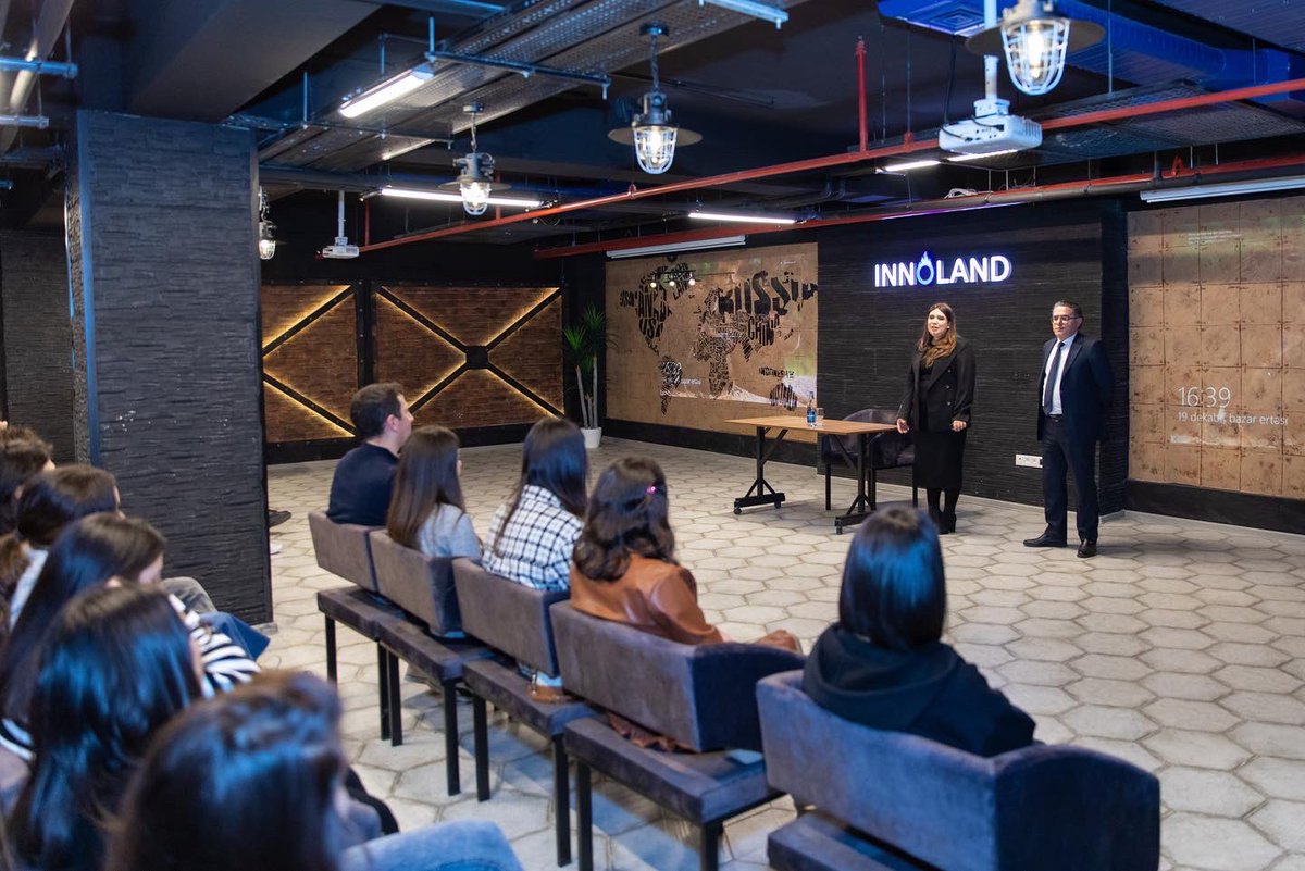 MediaGovAz's tweet photo. The opening ceremony of the #InnoMEDIA project consisting of 2 modules, namely "Convergence in Journalism" and "Digital Opportunities in #Media", was held with the organization of the Media Development Agency and the participation of local and foreign trainers. https://t.co/dk9DhgUDDT