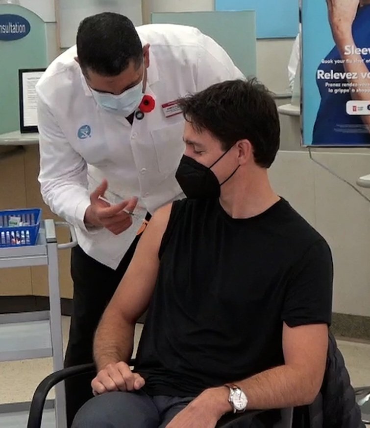 AdeDetective's tweet photo. Why don't nurses wear gloves when injecting members of parliament? https://t.co/Fg5WPz0bLa