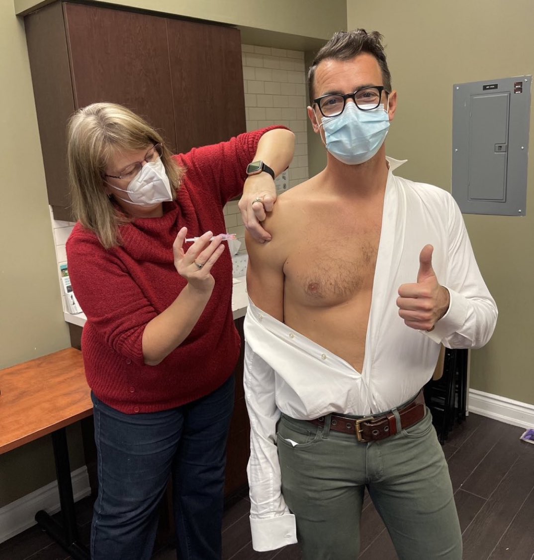 AdeDetective's tweet photo. Why don't nurses wear gloves when injecting members of parliament? https://t.co/Fg5WPz0bLa