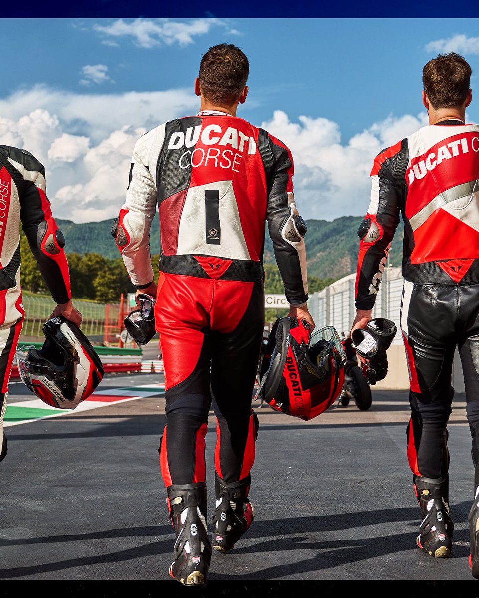 Ducati_India's tweet photo. Riding in hot 🔥. The all-new Ducati Racing Apparel for 2023.
Discover the latest collection here: https://t.co/Q9gBTEE7yZ
#DucatiApparel #MotoWear #DucatiWear #DucatiMerch #DucatiAccessories https://t.co/9r59ZEju3L