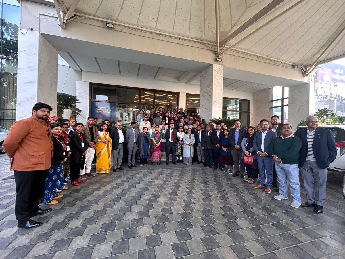 #State_Workshop शहरी क्षेत्रों में 0-5 वर्ष तक के बच्चों को सभी जीवन रक्षक टीके से आच्छादित करते हुए टीकाकरण के शत-प्रतिशत लक्ष्य को पूर्ण करने के लिए PS Health <a href="/Sen2Partha/">partha_sen2</a> और MD <a href="/nhm_up/">NHM UP</a> की अध्यक्षता में अंतविभागीय कार्यशाला आयोजित कर रणनीति तैयार की गई l
<a href="/brajeshpathakup/">Brajesh Pathak</a>