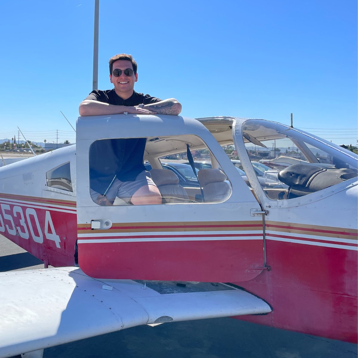weareNGPA's tweet photo. Happy to share that LA-based NGPA member, Paul Sullivan, is now a private pilot! 

#NGPAEverywhere #Diversity #LoveIsLove #Equality #NGPA #Aviator #GayPilot #Pilot #GayAviator https://t.co/HdAirJDZzF