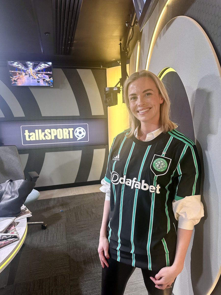 Thousands are without homes this festive period and all year round. @Shelter and the #NoHomeKit campaign sees clubs all over the UK wearing their away kits at home to support those less fortunate. You can donate at nohomekit.shelter.org.uk @talkSPORT @CelticFC