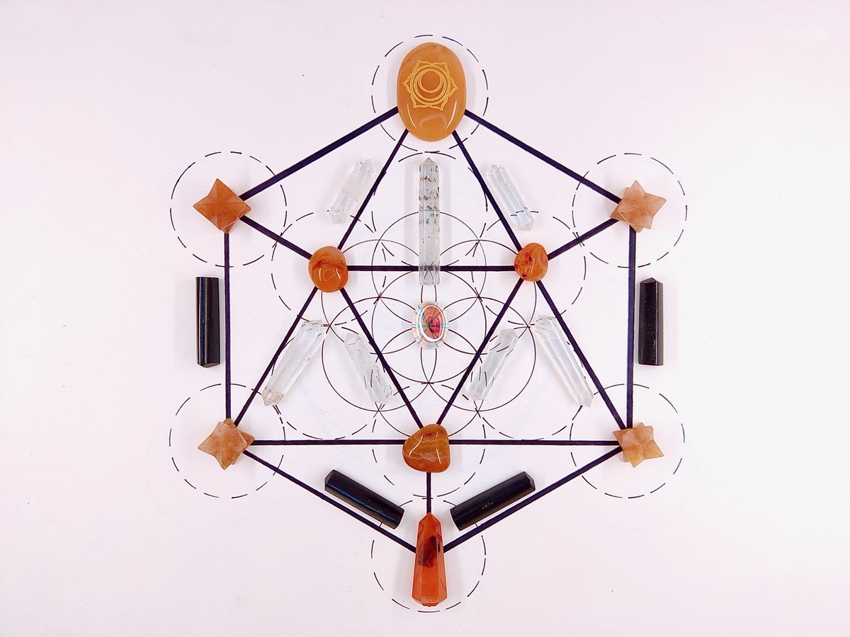dea_digitals's tweet photo. 2 new picks on #tezos π«Άπ½
Left - Spiral by @herbalintention
Right - The Platonic Solids : Icosahedral Waters by @Selenine23
#TezosTuesday #InMyWallet https://t.co/7CZ3d8gpTe