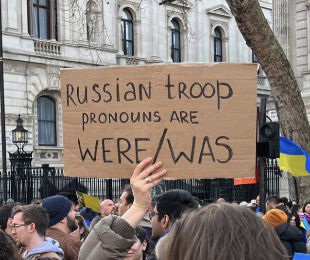 namwella1961's tweet photo. Russia losses as of today:
103,840 troops
4657 vehicles/fuel tanks
3016 tanks
2000 artillery systems
1707 unmanned aerial vehicles
283 planes
267 helicopters
653 cruise missiles
418 multiple launch rocket systems
16 ships
#ProudBlue #TruBlue #RussiaIsCollapsing #RussiaIsLosing https://t.co/ysZ1Qx6LUH