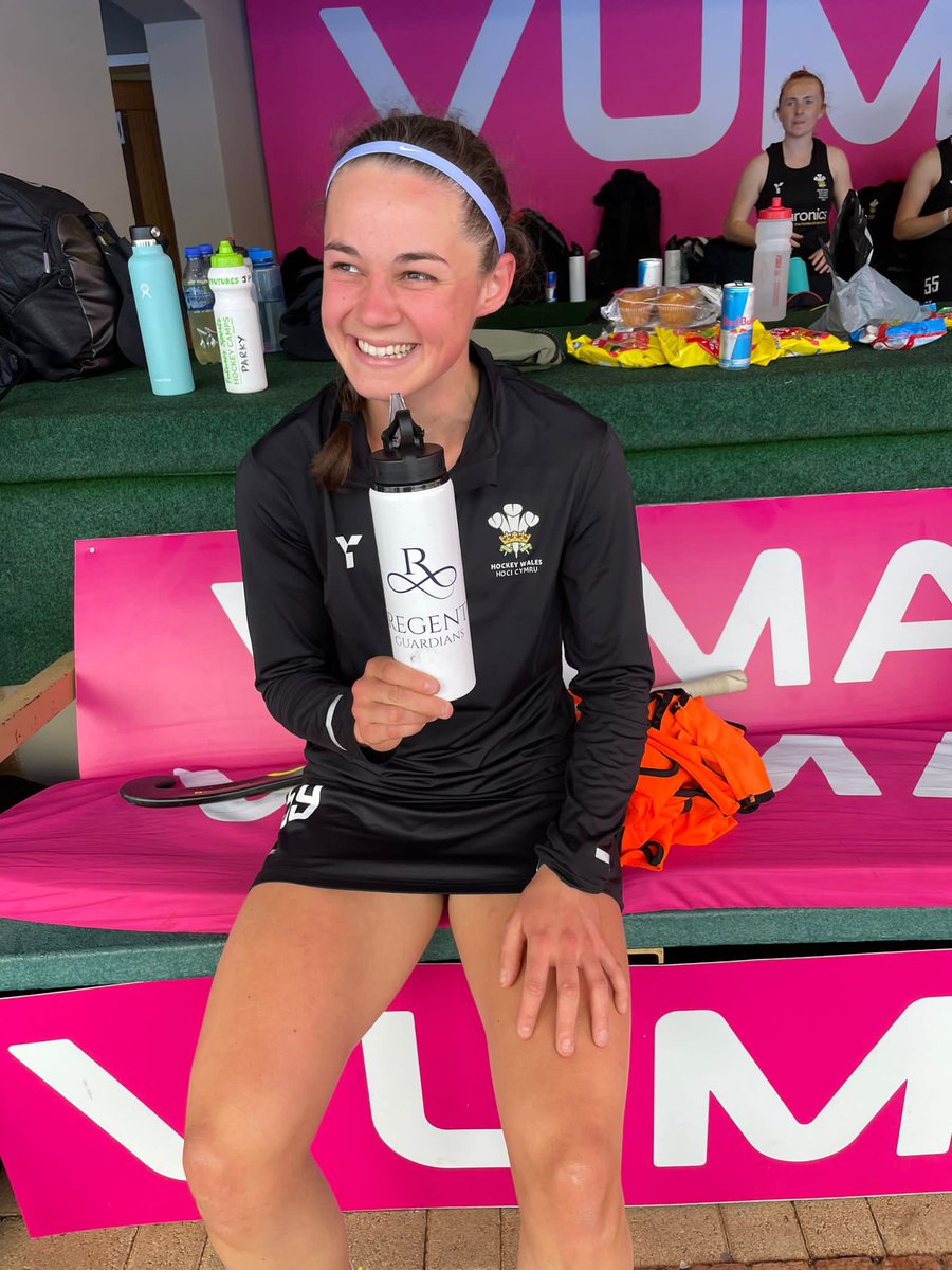 2022 the best year of hockey yet! Playing at a Junior World Cup in South Africa, receiving my first Senior Cap and scoring on debut. And of course a great season so far for Loughborough in the Premier League. Can’t wait to see what 2023 has in store!