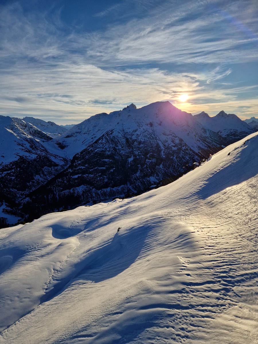 Lech Zürs am Arlberg tweet media