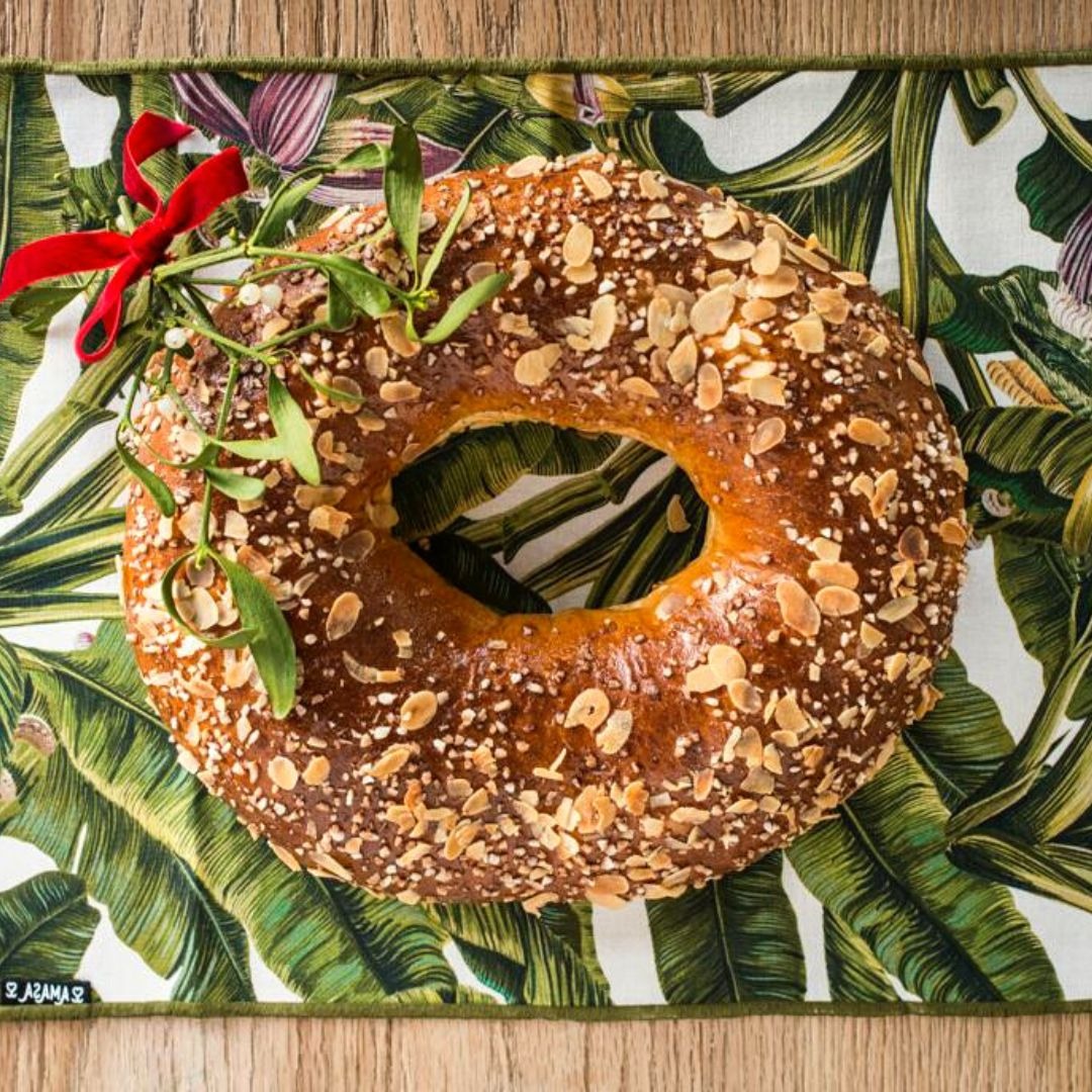 Amasacafe's tweet photo. Ya están aquí!!!😧😯 Nuestros clásico Roscón de Reyes!! Que delicia!!! 😋🤩 Lo tienen ya disponible en nuestra web https://t.co/6jb7jvFCJa 🛒💚 ¡bon appetit!!!

 #Roscon #roscondereyes #reyesmagos #reyes #resconmadrid #rosconmajadahonda #rosconmercadochamartin https://t.co/NVkgH1Ex2Y