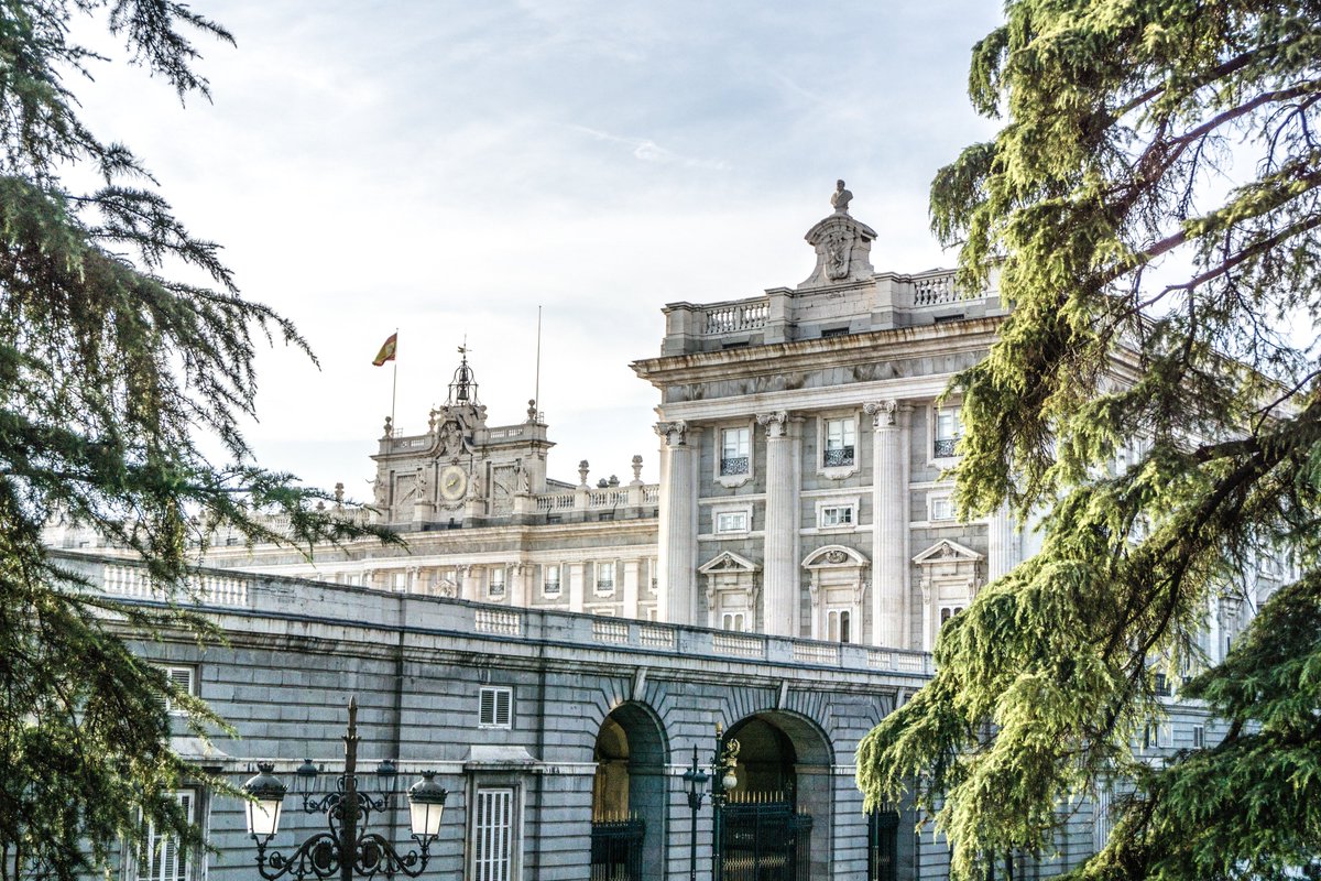kultur_es's tweet photo. ¿Visitas guiadas en #Madrid aún siendo de aquí? ¡En Kultur somos un SÍ!
Si quieres redescubrir la ciudad y contemplarla desde un punto de vista completamente nuevo, tenemos las #visitasguiadas perfectas para ti 😎

Entra en https://t.co/FEaFsklPmW, elige la temática y disfruta ✨ https://t.co/GTI4XaOJRN