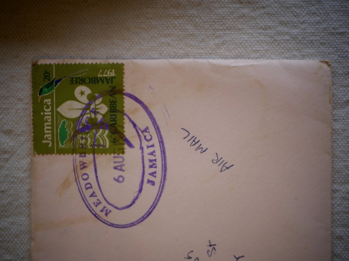taoleighgoffe's tweet photo. Diaspora is a love letter via air mail- the postage stamps alone tell a story of intimacy in absentia, beyond nations. 
•
I’ve been photographing letters all day of my mothers from the 1970s. Sometimes archiving begins at home. https://t.co/qVtIm9P7IT