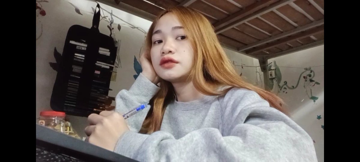 Alice19709790's tweet photo. Cố học https://t.co/BFwJ6EdVvG